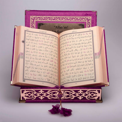 Kadife Kutulu Kur'an-ı Kerim (Lila, Gold Süsleme)