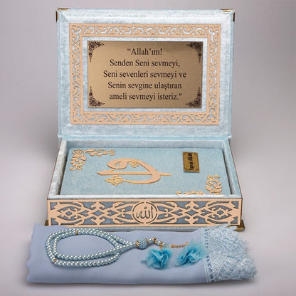 Kadife Kutulu Kur'an-ı Kerim Seti (Bebe Mavi, Gold Süsleme)